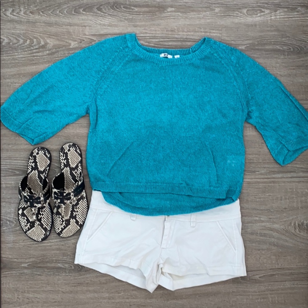 ❤️ Uniqlo Blue Scoop Neck Sweater Top